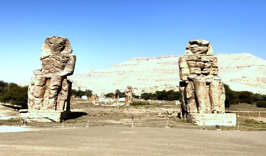 Colossi of Memnon, Luxor tours