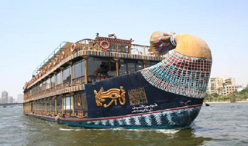 Giza Pyramids & Lunch Cruise from Port Said