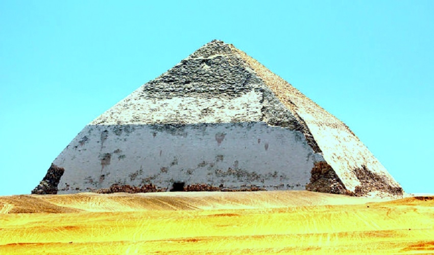Dahshur pyramid, Cairo from Alexandria port