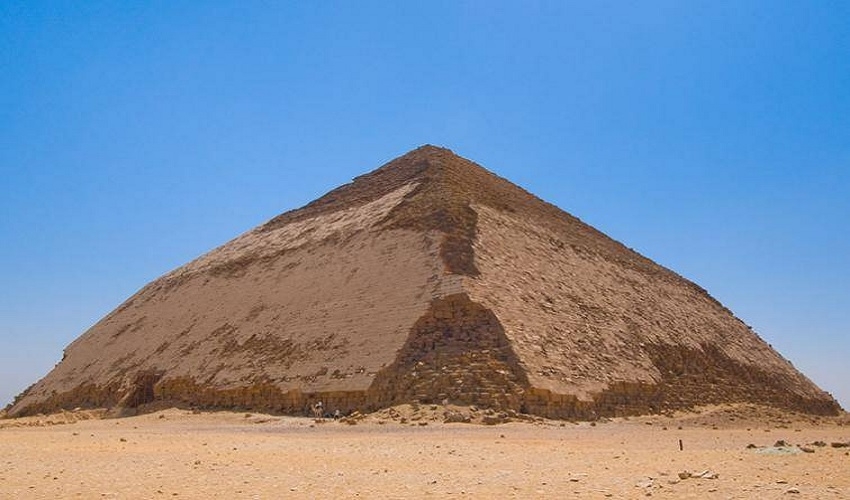 Dahshur the bent pyramid, CAiro excursions