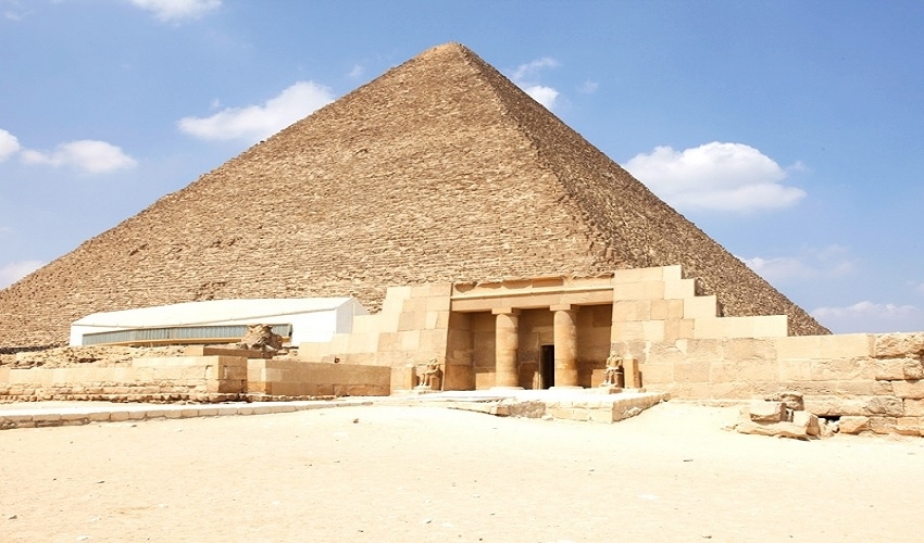 Giza Pyramids & Lunch Cruise from Port Said