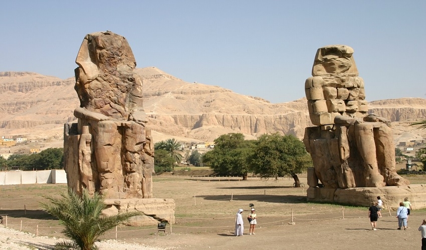 Colossi of Memnon, Luxor tour from Aswan