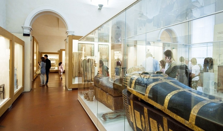 Egyptian Museum, Cairo tour from Hurghada